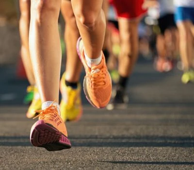 Akillesjänteen kohdistus ja calcaneal Valgus -skannaus maratonjuoksijoille: miksi vuoden 2026 juo...